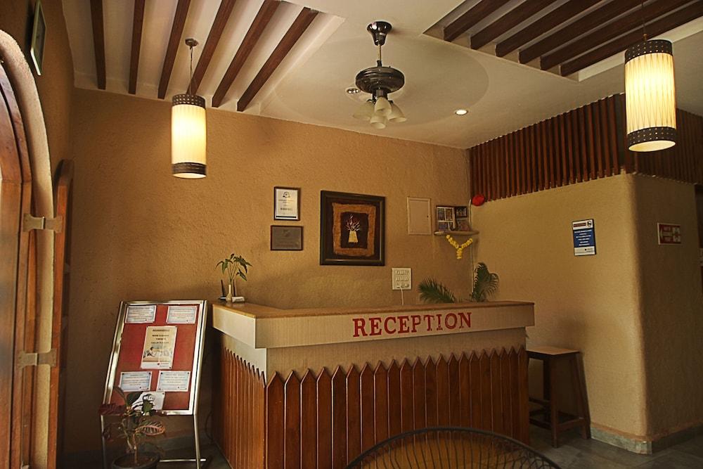 Lambana Resort Calangute Extérieur photo
