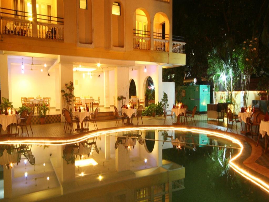 Lambana Resort Calangute Extérieur photo