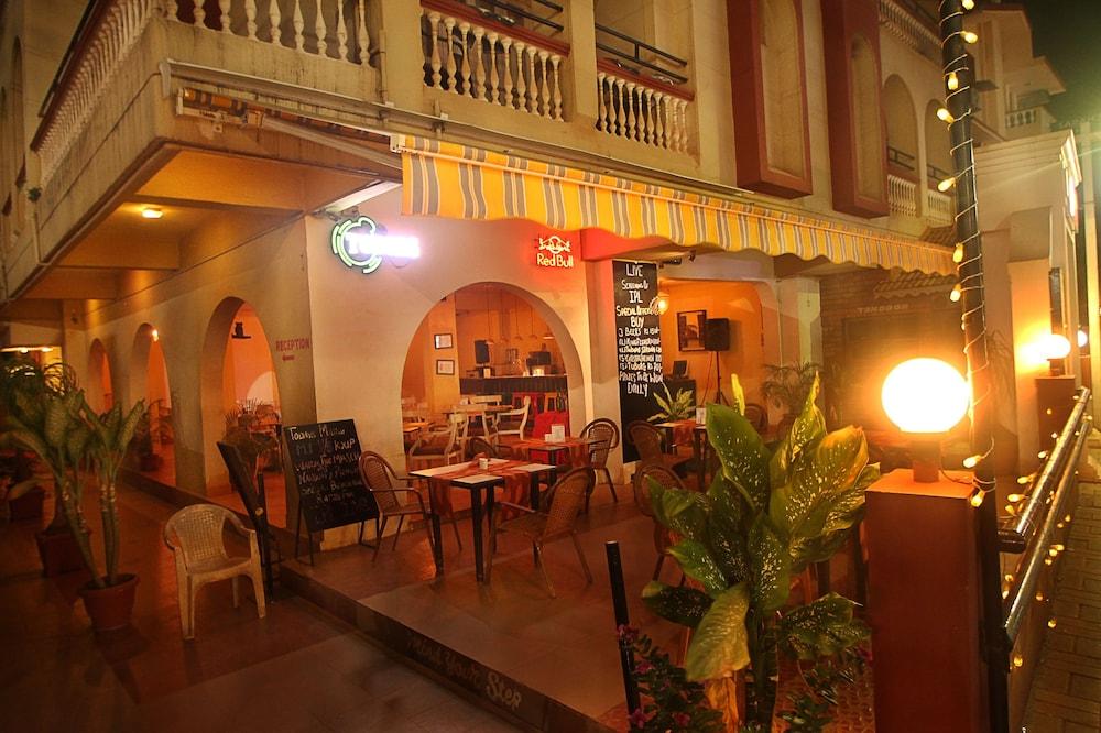 Lambana Resort Calangute Extérieur photo