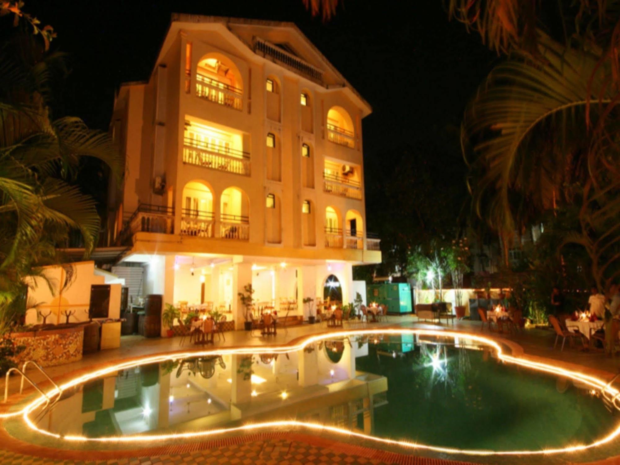 Lambana Resort Calangute Extérieur photo